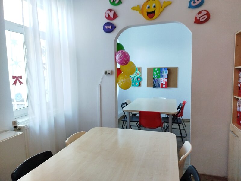 Pache, spatiu mare si parcare vila unica cu prestanta in locatie eleganta.